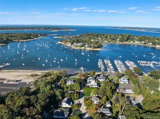 7 Landing Road, Huntington, NY 11743