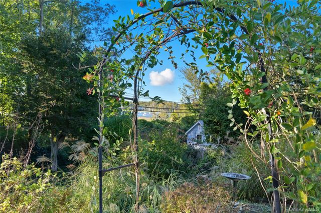 7 Landing Road, Huntington, NY 11743