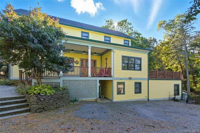 7 Landing Road, Huntington, NY 11743