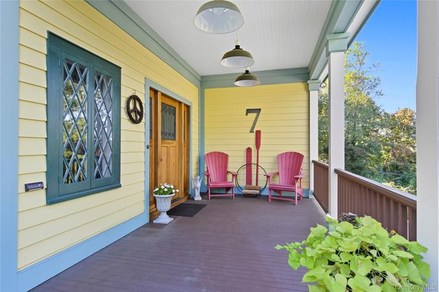 7 Landing Road, Huntington, NY 11743