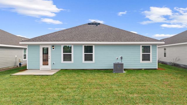 160 W Gray Owl Drive, Freeport, FL 32439