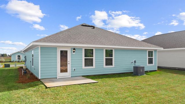 160 W Gray Owl Drive, Freeport, FL 32439