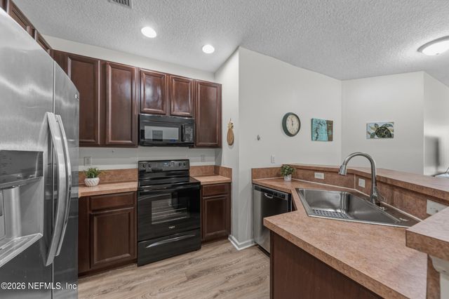 12301 KERNAN FOREST Boulevard 1207, Jacksonville, FL 32225