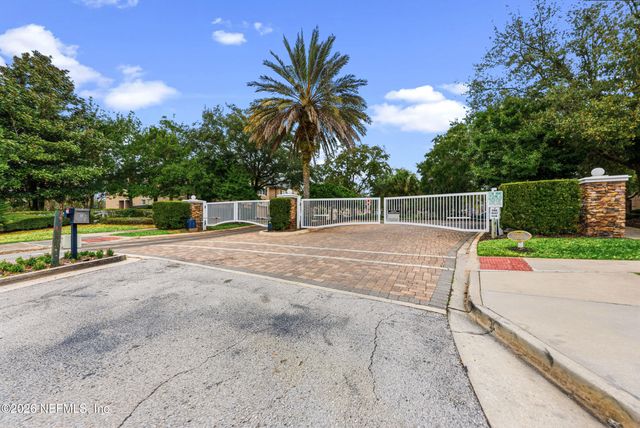 12301 KERNAN FOREST Boulevard 1207, Jacksonville, FL 32225