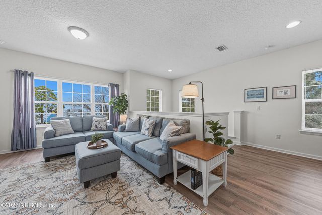 12301 KERNAN FOREST Boulevard 1207, Jacksonville, FL 32225