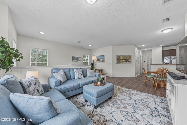 12301 KERNAN FOREST Boulevard 1207, Jacksonville, FL 32225