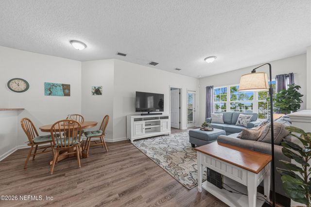 12301 KERNAN FOREST Boulevard 1207, Jacksonville, FL 32225