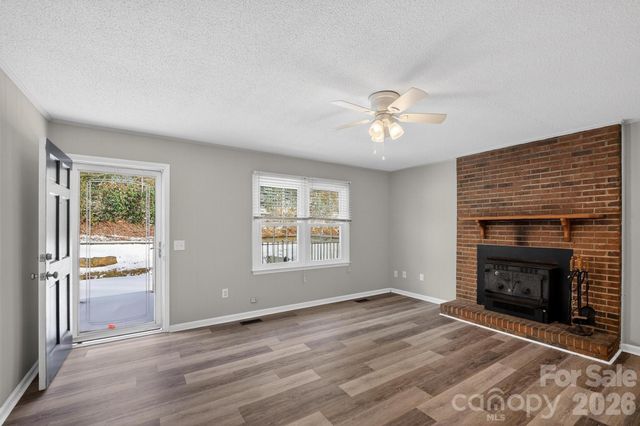 2531 Indian Grave Road, Lenoir, NC 28645