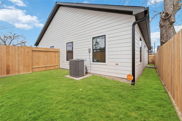 4314 Stassen Street, Houston, TX 77051