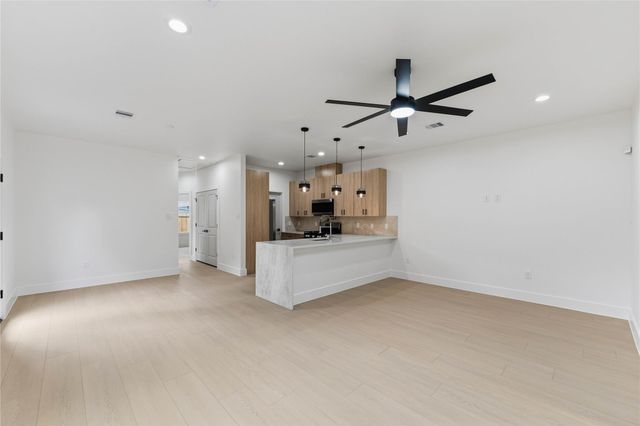 4314 Stassen Street, Houston, TX 77051