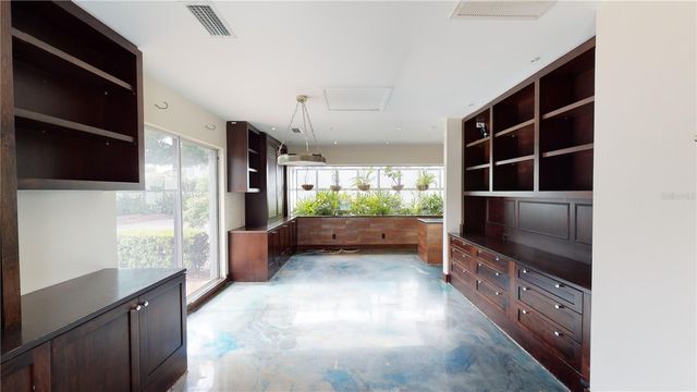 218 S MATANZAS AVENUE, Tampa, FL 33609