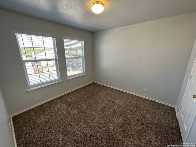 166 Red Hawk Rdg, San Antonio, TX 78258