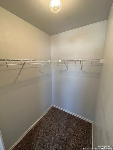 166 Red Hawk Rdg, San Antonio, TX 78258