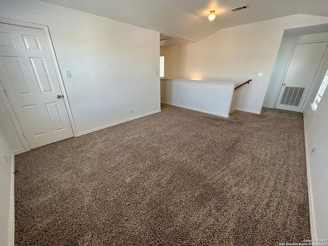 166 Red Hawk Rdg, San Antonio, TX 78258