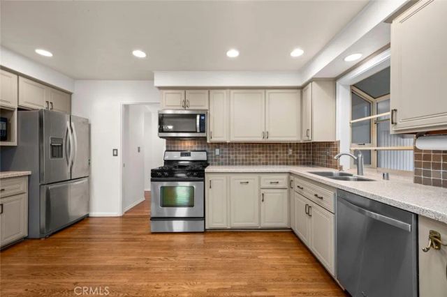 14132 Carfax, Tustin, CA 92780