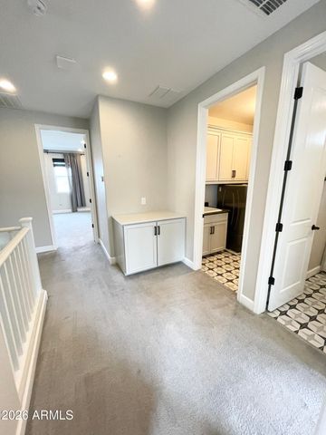 703 W BROWNING Place, Chandler, AZ 85286