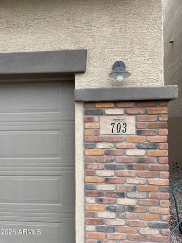 703 W BROWNING Place, Chandler, AZ 85286