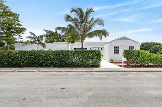 1201 N Ocean Breeze, Lake Worth Beach, FL 33460