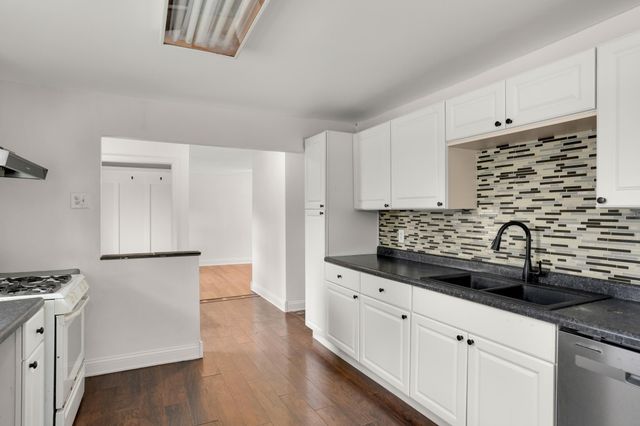 14393 Watersedge Trail NE, Prior Lake, MN 55372