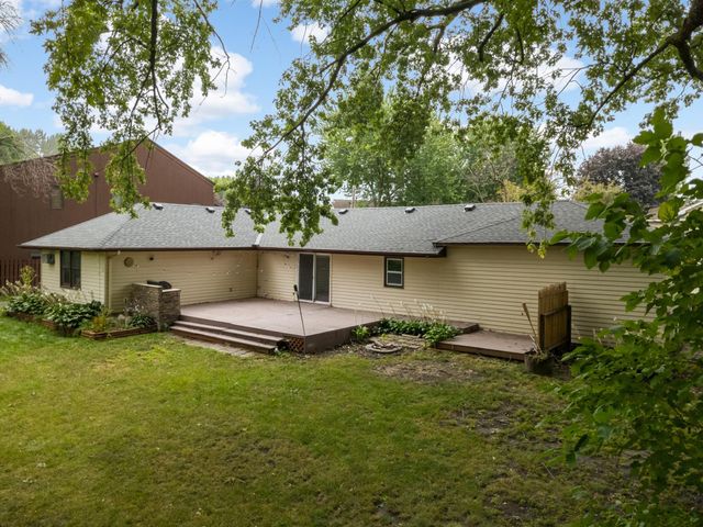 14393 Watersedge Trail NE, Prior Lake, MN 55372