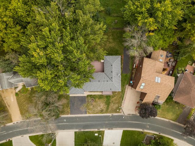 14393 Watersedge Trail NE, Prior Lake, MN 55372