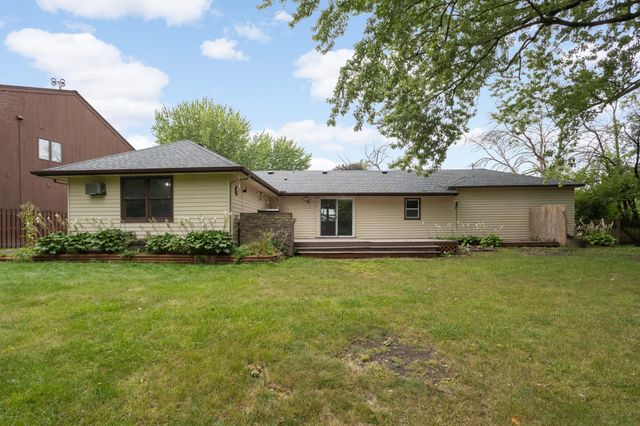 14393 Watersedge Trail NE, Prior Lake, MN 55372