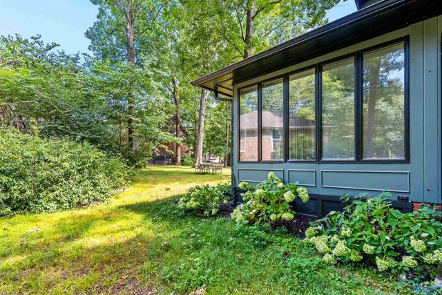 7705 Foxfire Drive SE, Huntsville, AL 35802