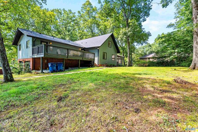 7705 Foxfire Drive SE, Huntsville, AL 35802