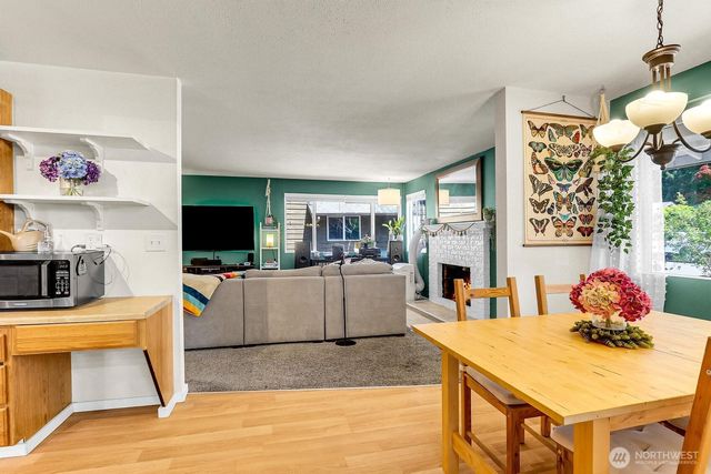 17532 24th Avenue SE, Bothell, WA 98012