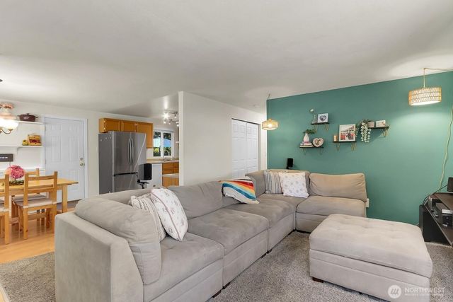 17532 24th Avenue SE, Bothell, WA 98012