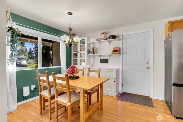 17532 24th Avenue SE, Bothell, WA 98012