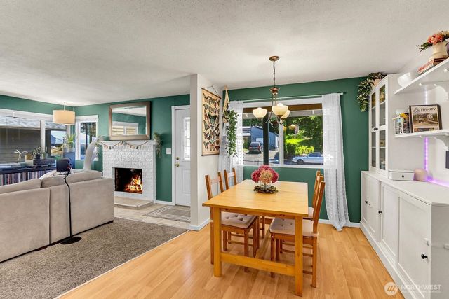 17532 24th Avenue SE, Bothell, WA 98012
