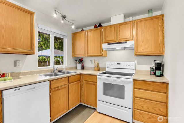 17532 24th Avenue SE, Bothell, WA 98012