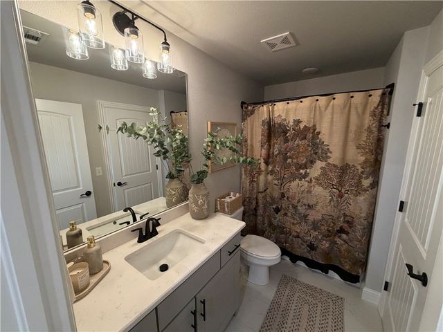 2816 Arlington Boulevard, Bentonville, AR 72713