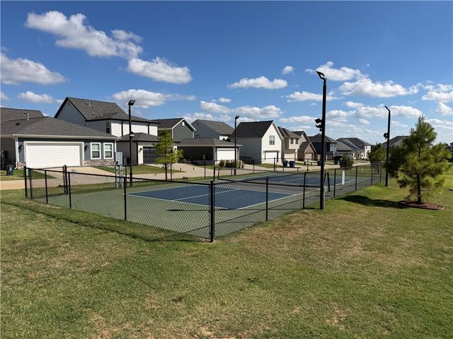 2816 Arlington Boulevard, Bentonville, AR 72713