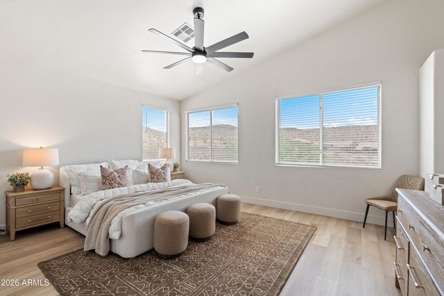 15825 S 1ST Avenue, Phoenix, AZ 85045
