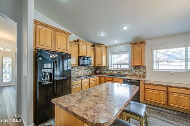 29011 N CALCITE Way, San Tan Valley, AZ 85143
