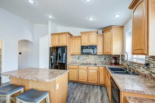 29011 N CALCITE Way, San Tan Valley, AZ 85143