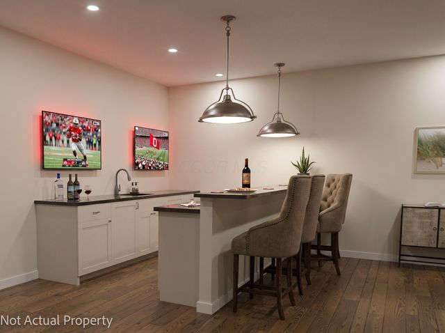 2787 Scioto Villas Drive, Upper Arlington, OH 43221