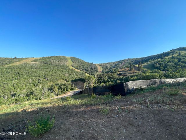 8669 N Ski Beach Way, Park City, UT 84060