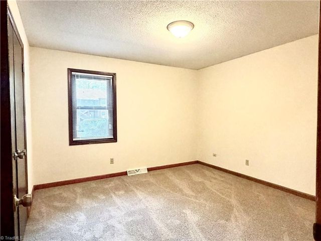 103 Aspen Court, Winston-salem, NC 27106