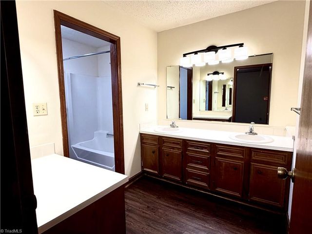 103 Aspen Court, Winston-salem, NC 27106
