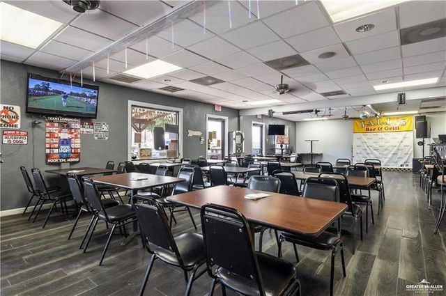 1810 W Griffin Parkway, Mission, TX 78572