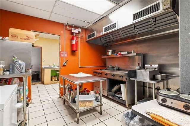 1810 W Griffin Parkway, Mission, TX 78572