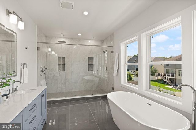 1830 CHERRI DR, Falls Church, VA 22043