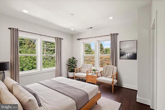 1830 CHERRI DR, Falls Church, VA 22043