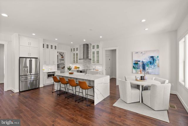 1830 CHERRI DR, Falls Church, VA 22043