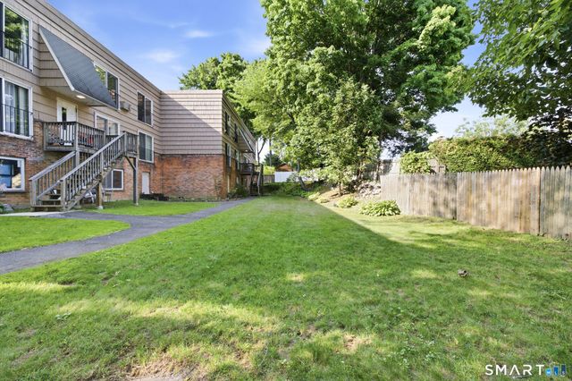 201 Highview Avenue D2, Stamford, CT 06907