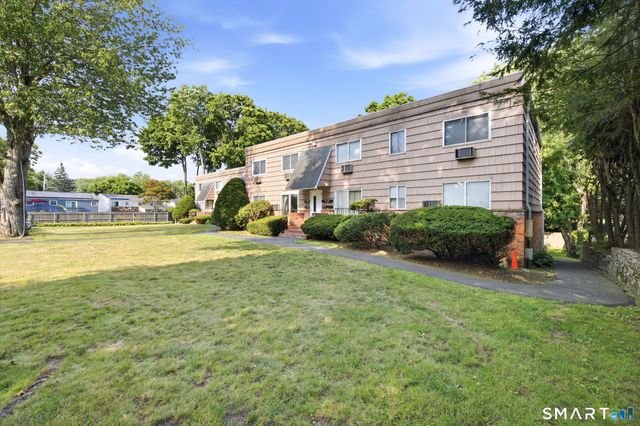 201 Highview Avenue D2, Stamford, CT 06907