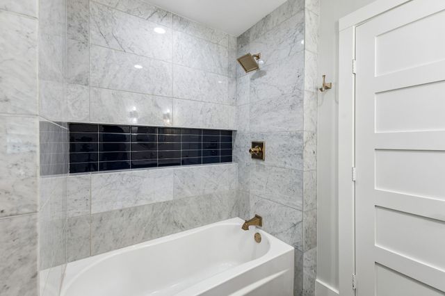 13726 Peyton Drive, Dallas, TX 75240